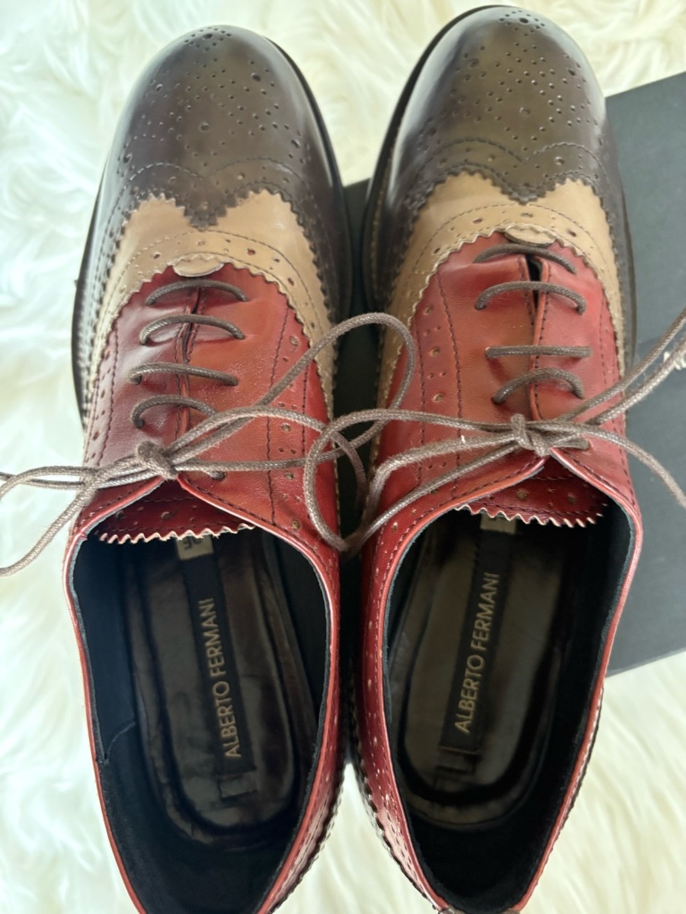 Alberto Fermani Women’s Italian Leather Wingtip Oxfords Size 37 – Tri Color
